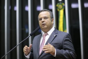 Rogério Marinho entregou documento com propostas ao vice-presidente - Alexssandro Loyola / PSDB na Câmara 