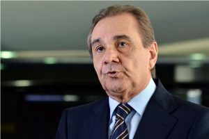  José Agripino nega irregularidades. 