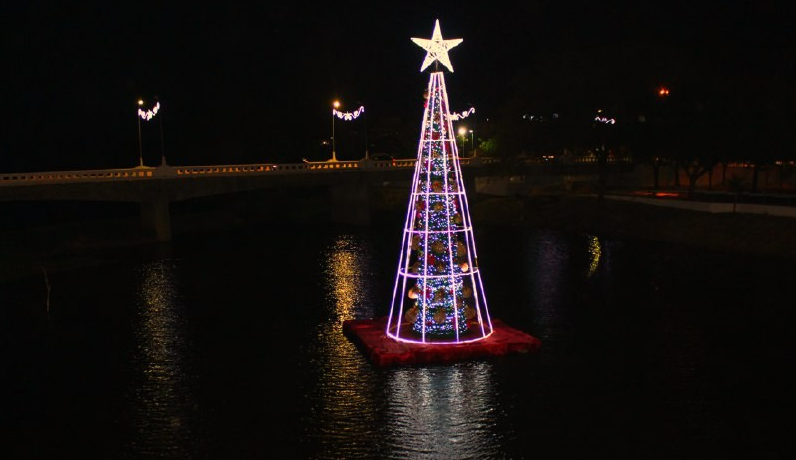 Inaugurada árvore de natal que compõe decoração natalina de Mossoró –  Jornal O Mossoroense