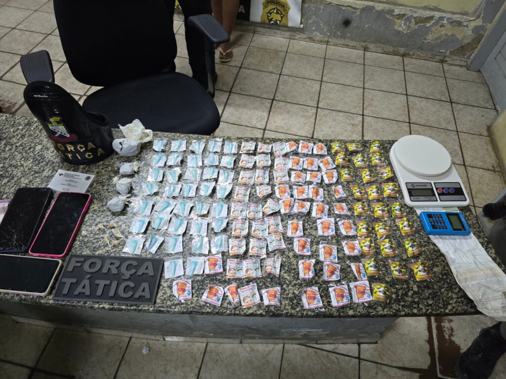 Polícia Militar prende duas mulheres por tráfico de drogas em Mossoró