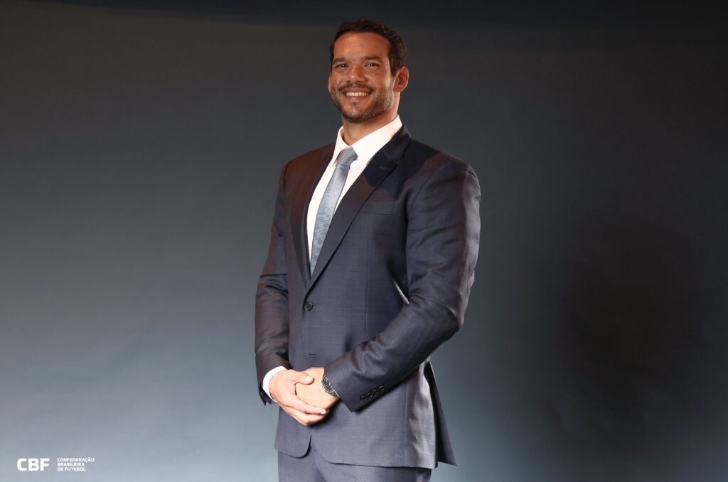 CBF avalia trazer final da Libertadores para o Brasil, revela Samir Xaud