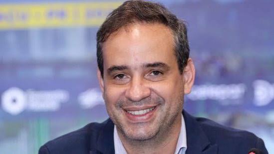 Cadu Xavier: alinhado com Fátima e Lula, mas com ritmo próprio