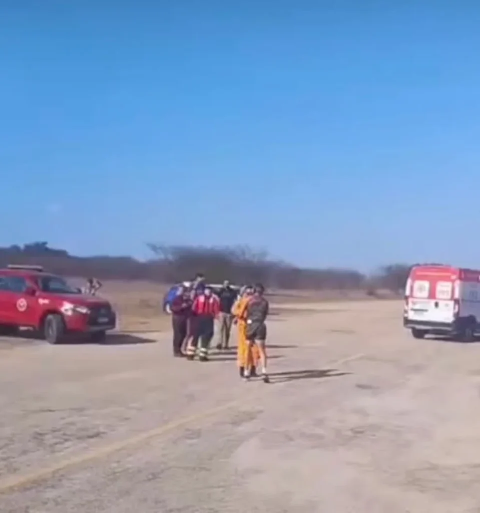 Mulher é resgatada de helicóptero cerca de 6 horas após quebrar o pé durante trilha em Triunfo Potiguar