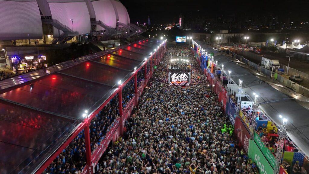 Carnatal: entrega dos abadás começa na quinta-feira (4)