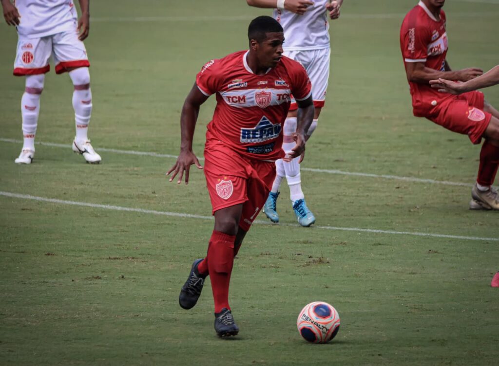 Potiguar de Mossoró anuncia retorno de atacante e soma 12 reforços para 2026