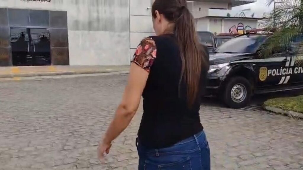 Mulher é presa suspeita de aplicar golpe com investimentos em criptomoedas na Grande Natal