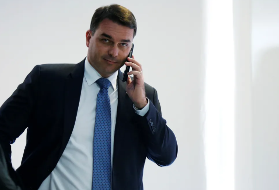 Centrão e direita rejeitam Flávio e veem caminho para outro nome