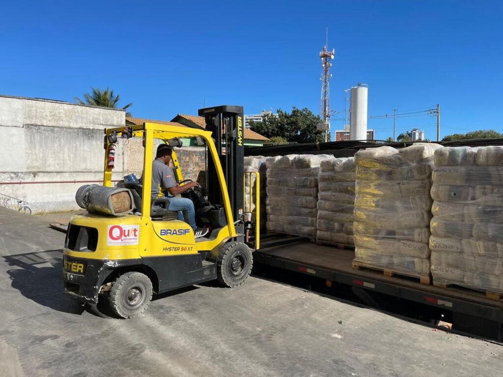 Famílias do RN afetadas pela seca começam a receber cestas básicas segunda-feira, 8