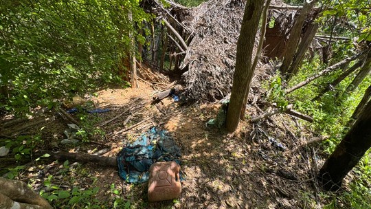 Cães farejadores apontam passagem de crianças desaparecidas por casa abandonada em Bacabal